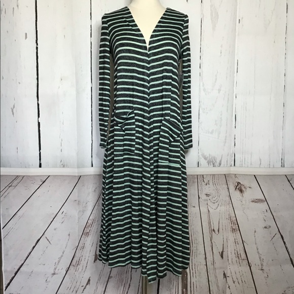 Lularoe Sarah - Picture 2 of 10